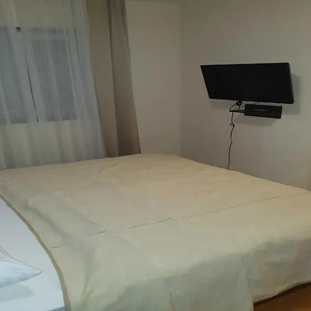 Apartament Marina Portoro Family Friendly 5 - Two Bedroom Apatment *