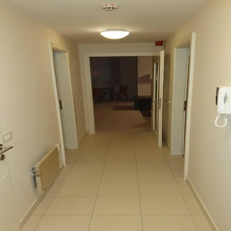 Marina Portoro Family Friendly 5 - Two Bedroom Apatment