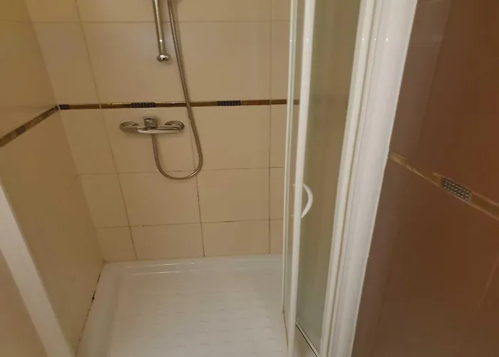 Marina Portoro Family Friendly 5 - Two Bedroom Apatment *